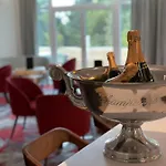 Hotel Restaurant Husseren Collections - Proche Colmar - 4*