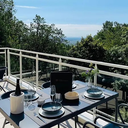 Husseren Collections - Proche Colmar - 4*