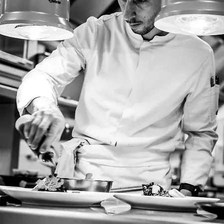 Hotel Husseren Collections - Proche Colmar -