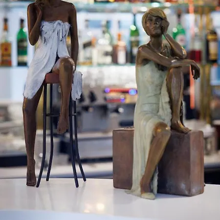 Husseren Collections - Proche Colmar - 4* Eguisheim