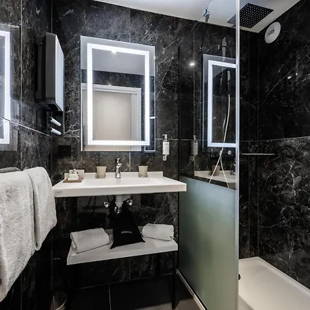 Husseren Collections - Proche Colmar - Hotel 4*