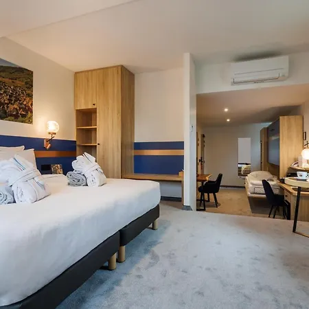 Husseren Collections - Proche Colmar - Hotel 4*