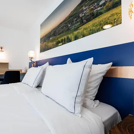 Husseren Collections - Proche Colmar - Hotel 4*