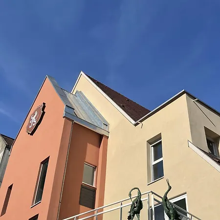 Husseren Collections - Proche Colmar -