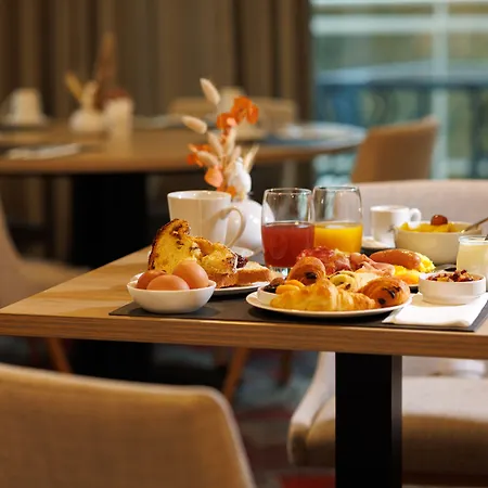 Hotel Restaurant Husseren Collections - Proche Colmar - 4*