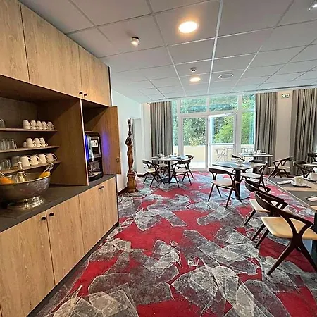 Otel Restaurant Husseren Collections - Proche Colmar - Eguisheim