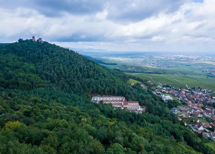 Husseren Collections - Proche Colmar - Eguisheim