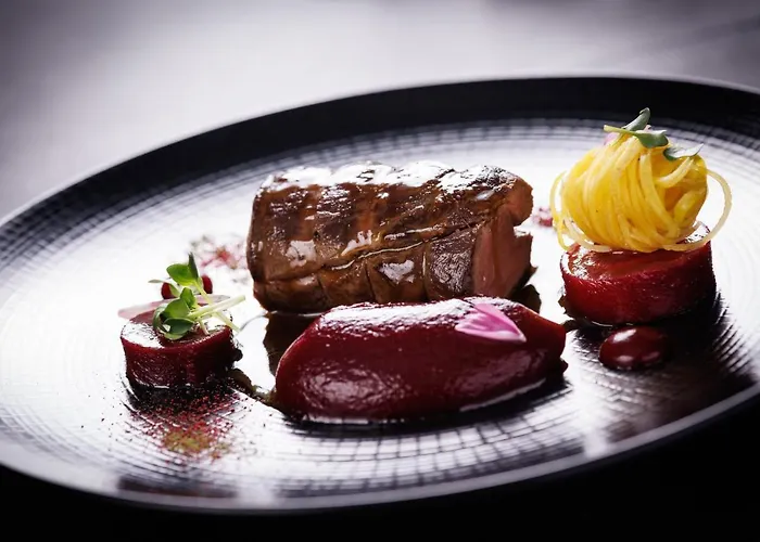 Husseren Collections - Proche Colmar - Hotel 4*