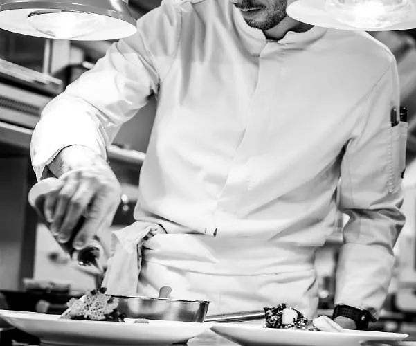 Hotel Husseren Collections - Proche Colmar -