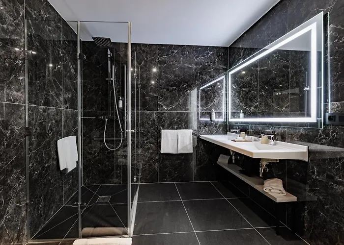 Husseren Collections - Proche Colmar - 4* Eguisheim