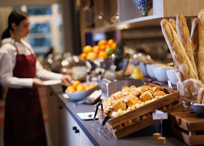 Husseren Collections - Proche Colmar - Hotel 4*